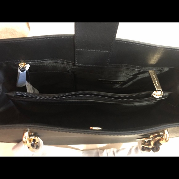 Sold - Picture 6 of 7